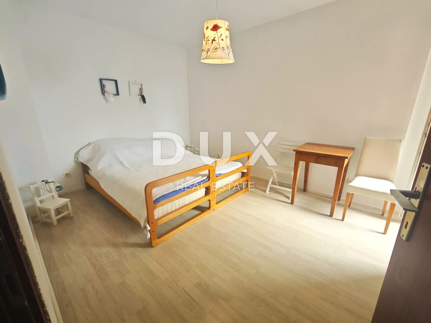 novi vinodolski - apartman 2s+db, 200 metara od plaže! - slika 5