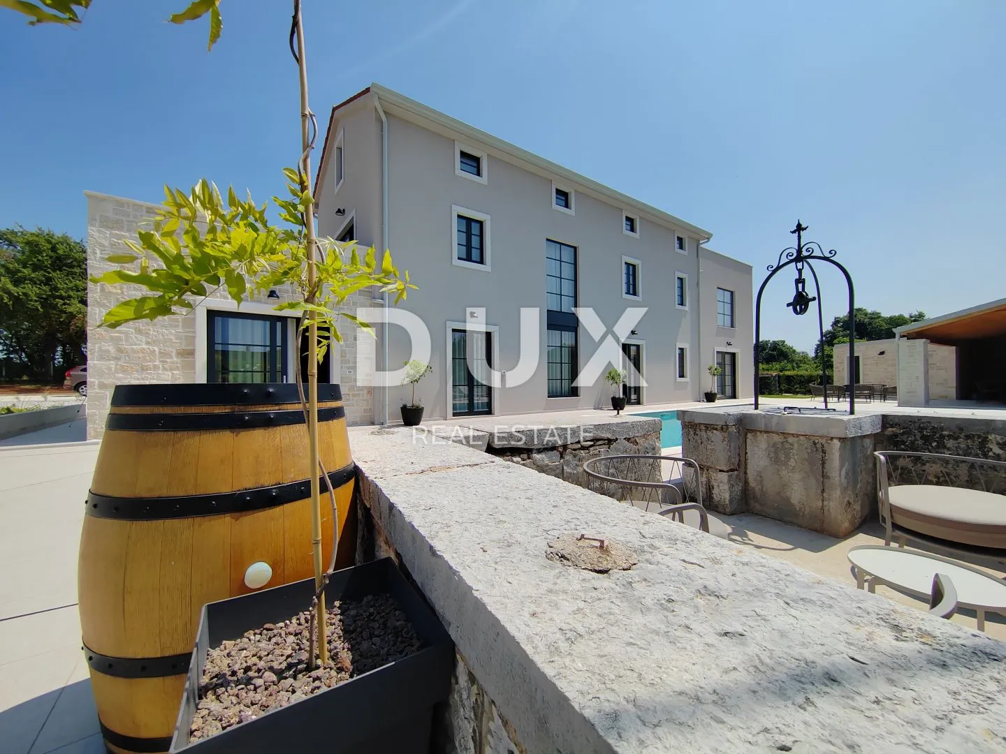 istra, poreč - ekskluzivna vila s bazenom - slika 17