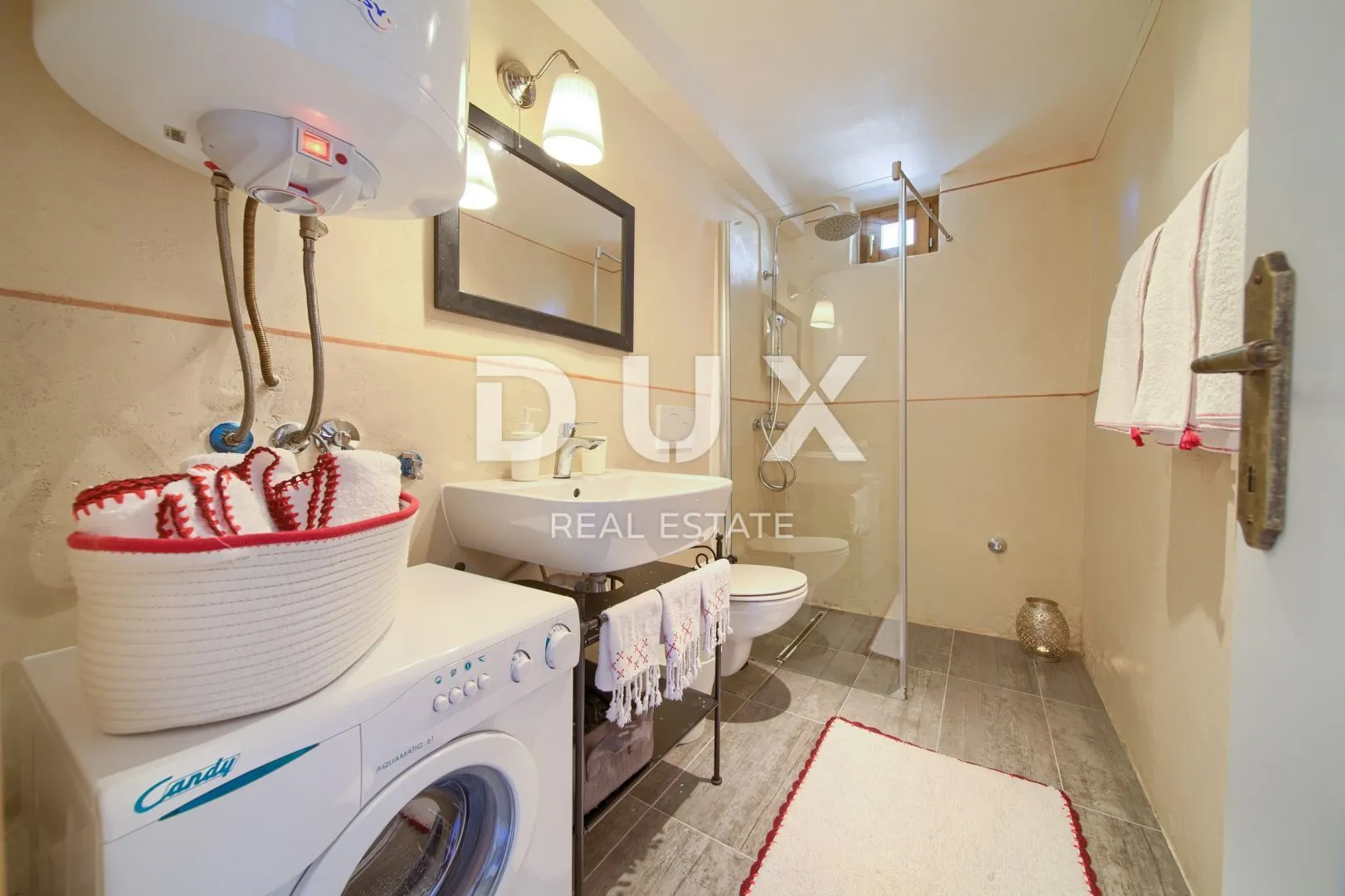 otok krk, dobrinj - rustikalna kuća s jacuzzijem - slika 11