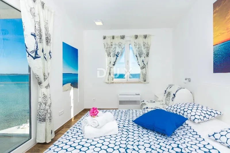 zadar, privlaka - villa, more, bazen, rooftoop jacuzzi,top lokacija -prilika! - slika 10