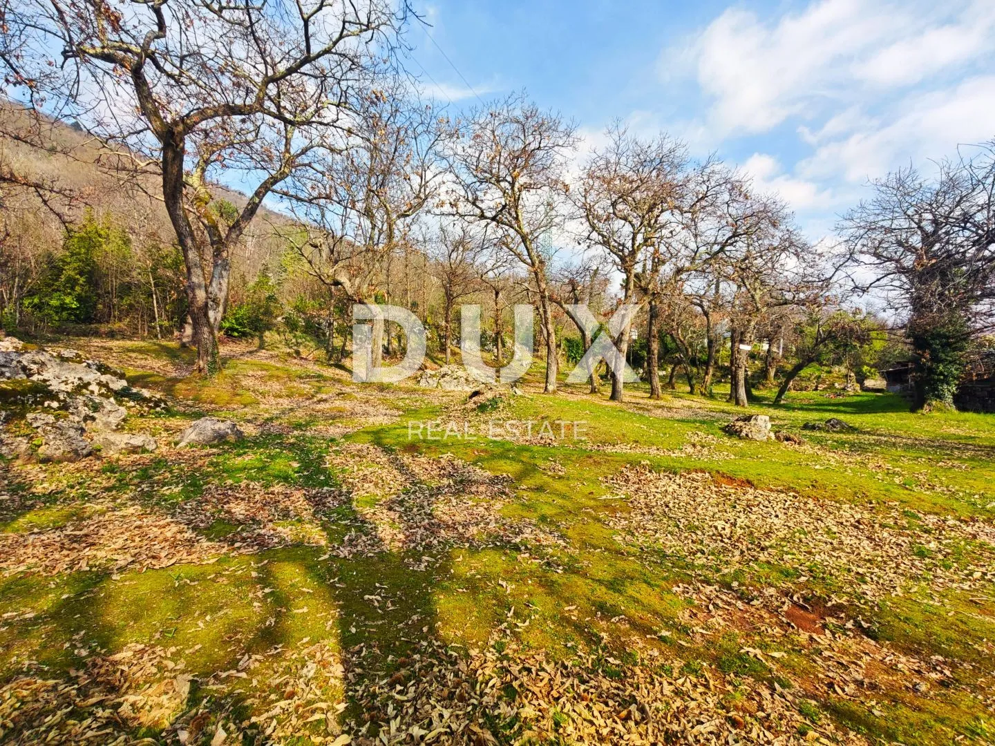 OPATIJA, OPRIĆ - Građevinsko zemljište 2740 m2 s pogledom na more! - Oprić, Opatija