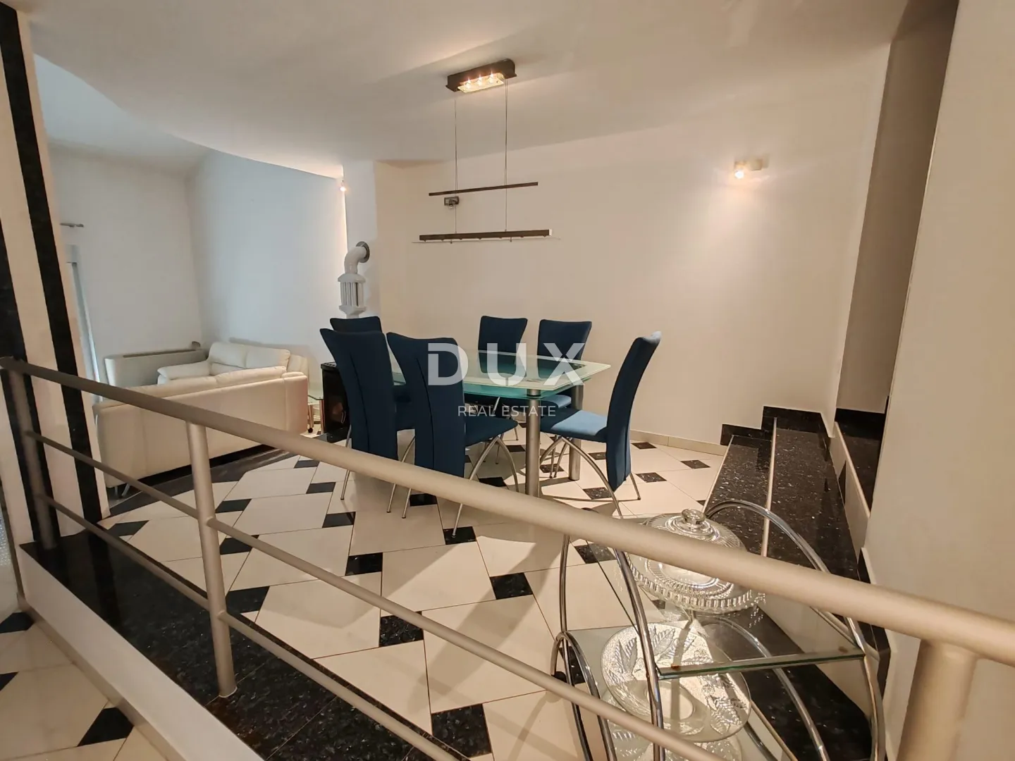 istra, novigrad - kuća sa 6 stanova 400m od mora! - slika 3