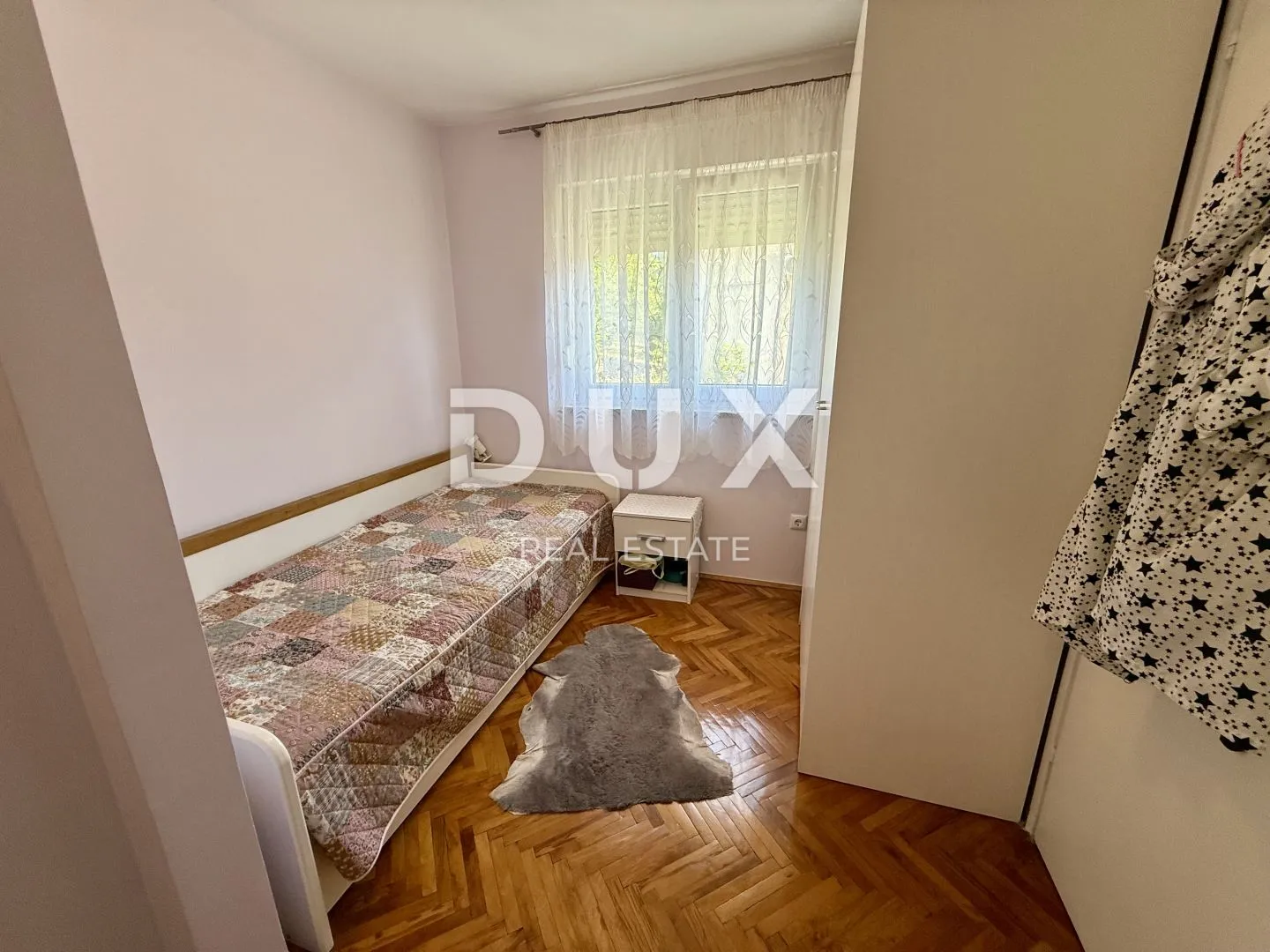 crikvenica - kuća u centru na 80 metara od mora! prilika! - slika 11
