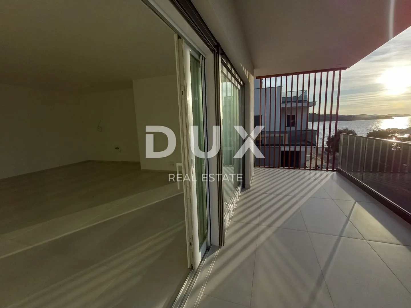 šibenik, vodice - predivan penthouse s7 pokraj mora - slika 5