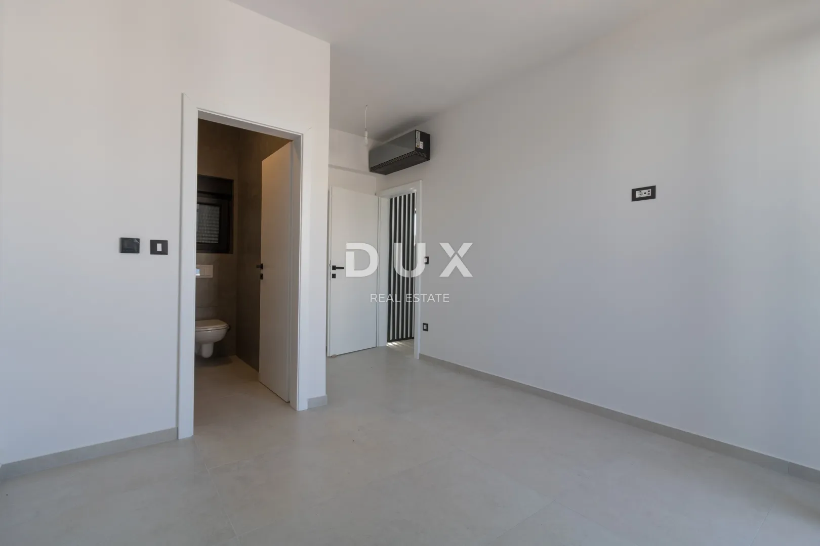 dalmacija, murter - moderan duplex 5min od plaže! - slika 5