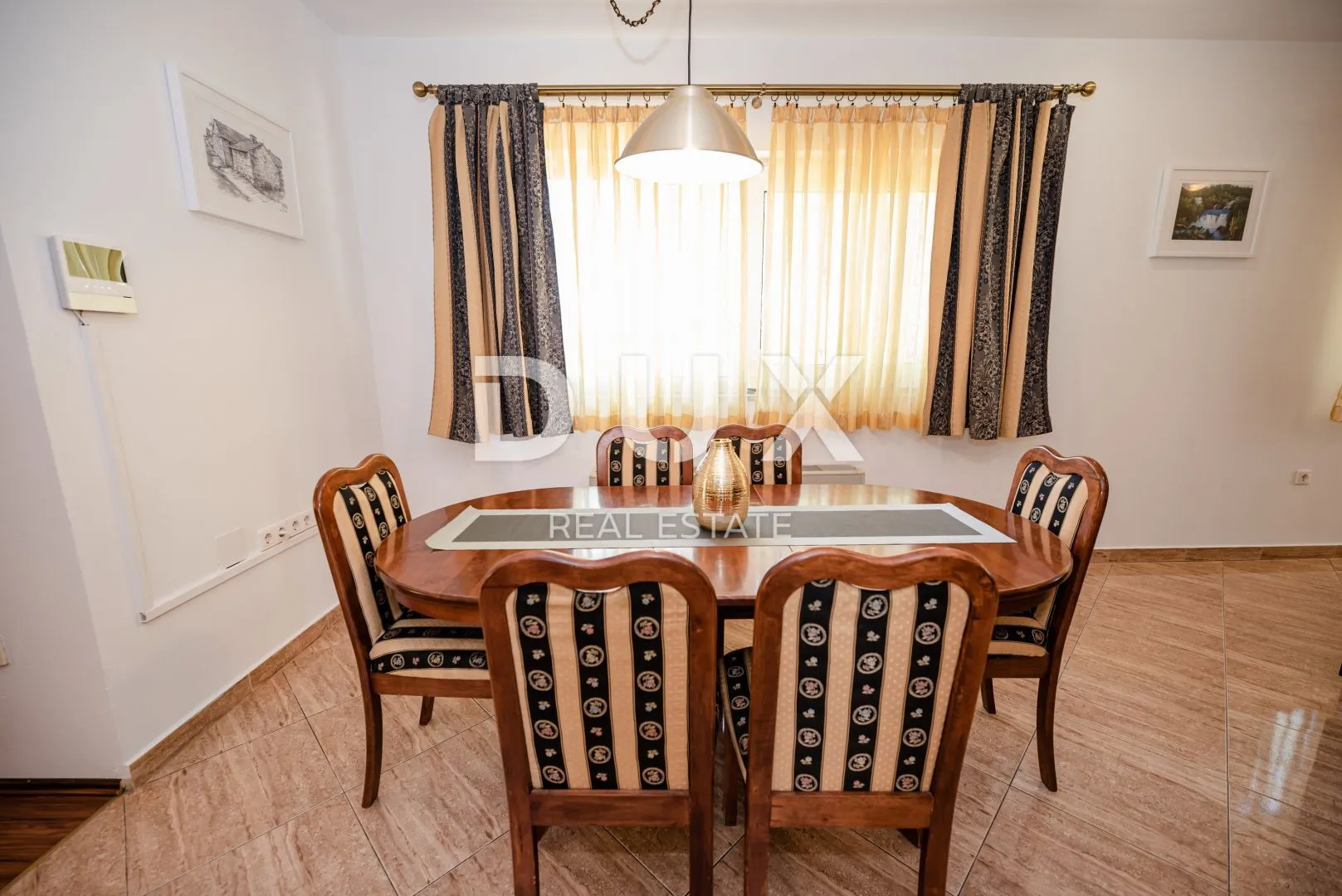 zadar, zemunik - prekrasna vila s grijanim bazenom - slika 31