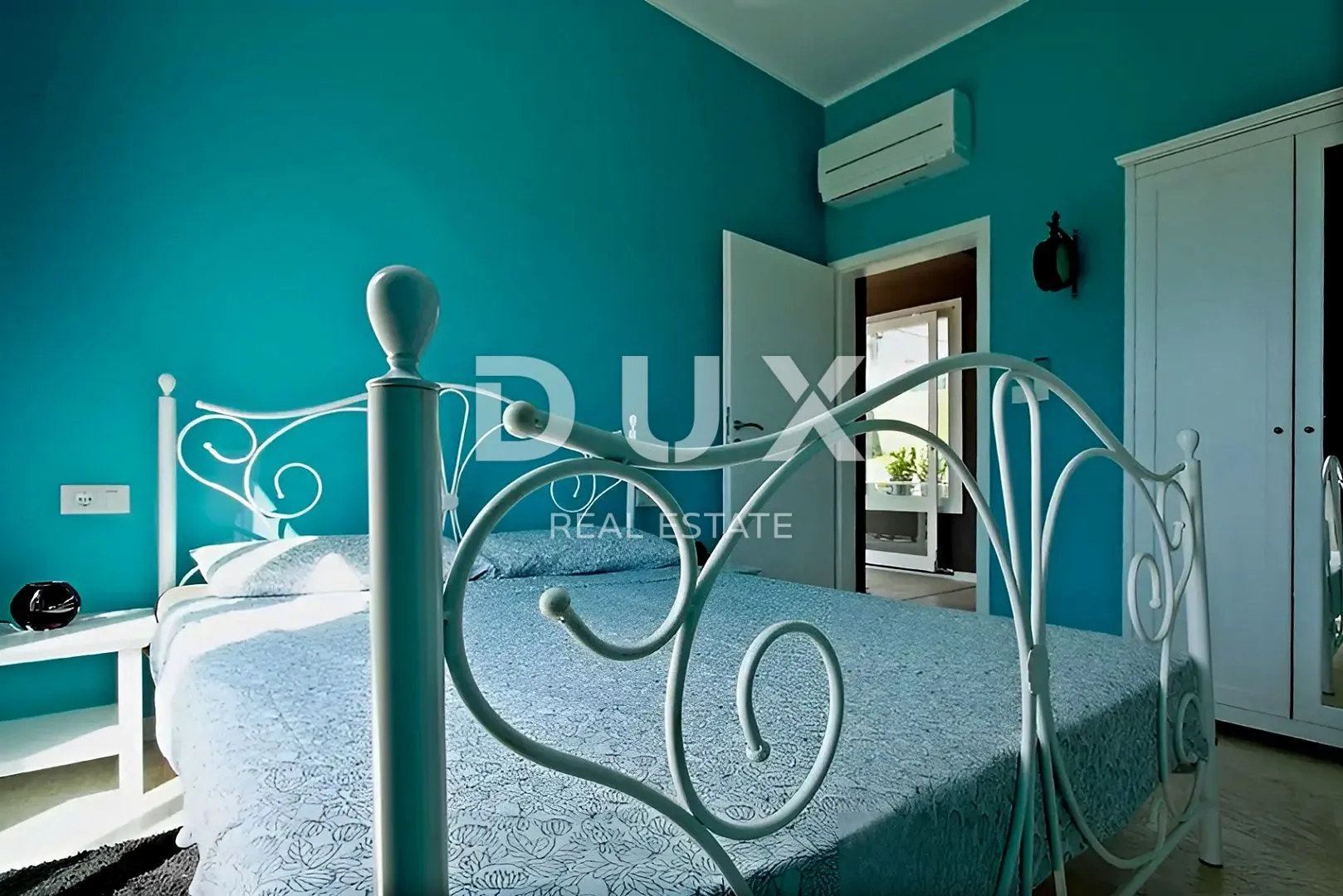 istra, poreč, trosobna kuća, 125m2 - slika 12