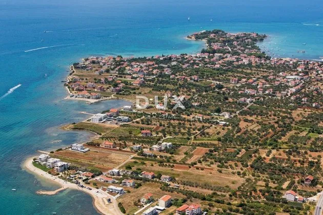 zadar, sukošan - zemljište na top lokaciji 56 m od plaže! - slika 2