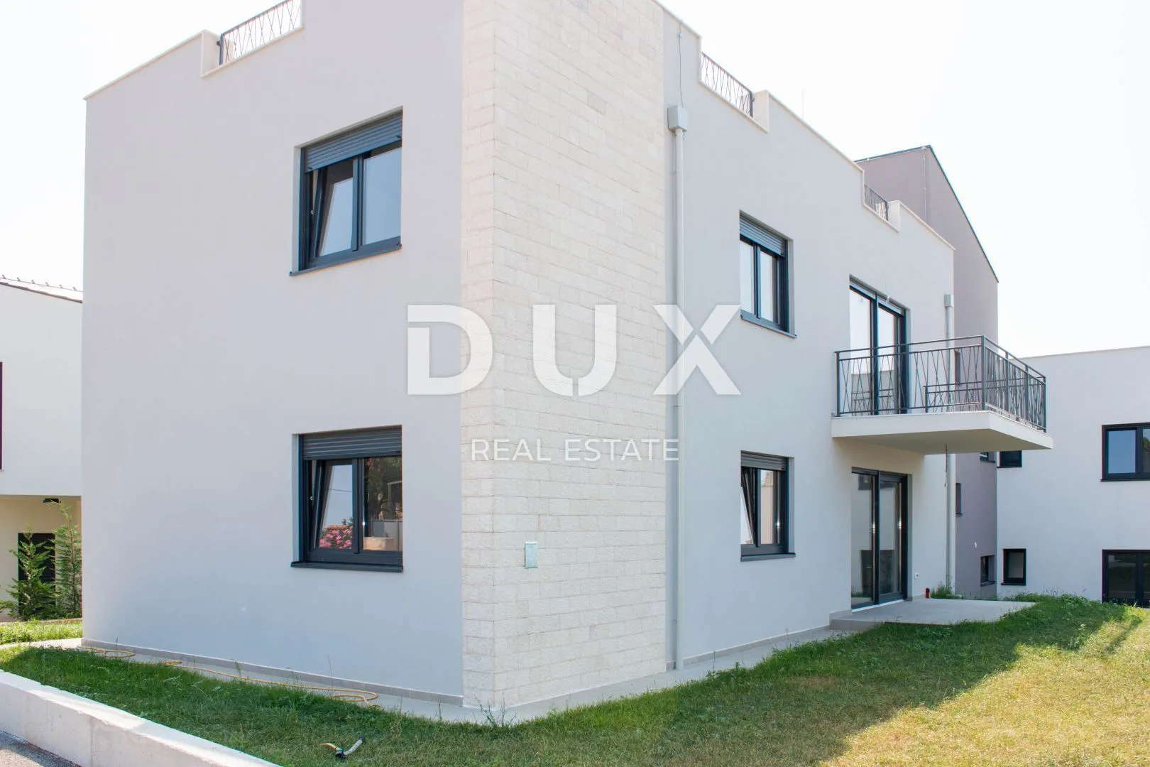 istra, poreč, okolica - 3ss+db stan na prvom katu sa krovnom terasom - slika 39