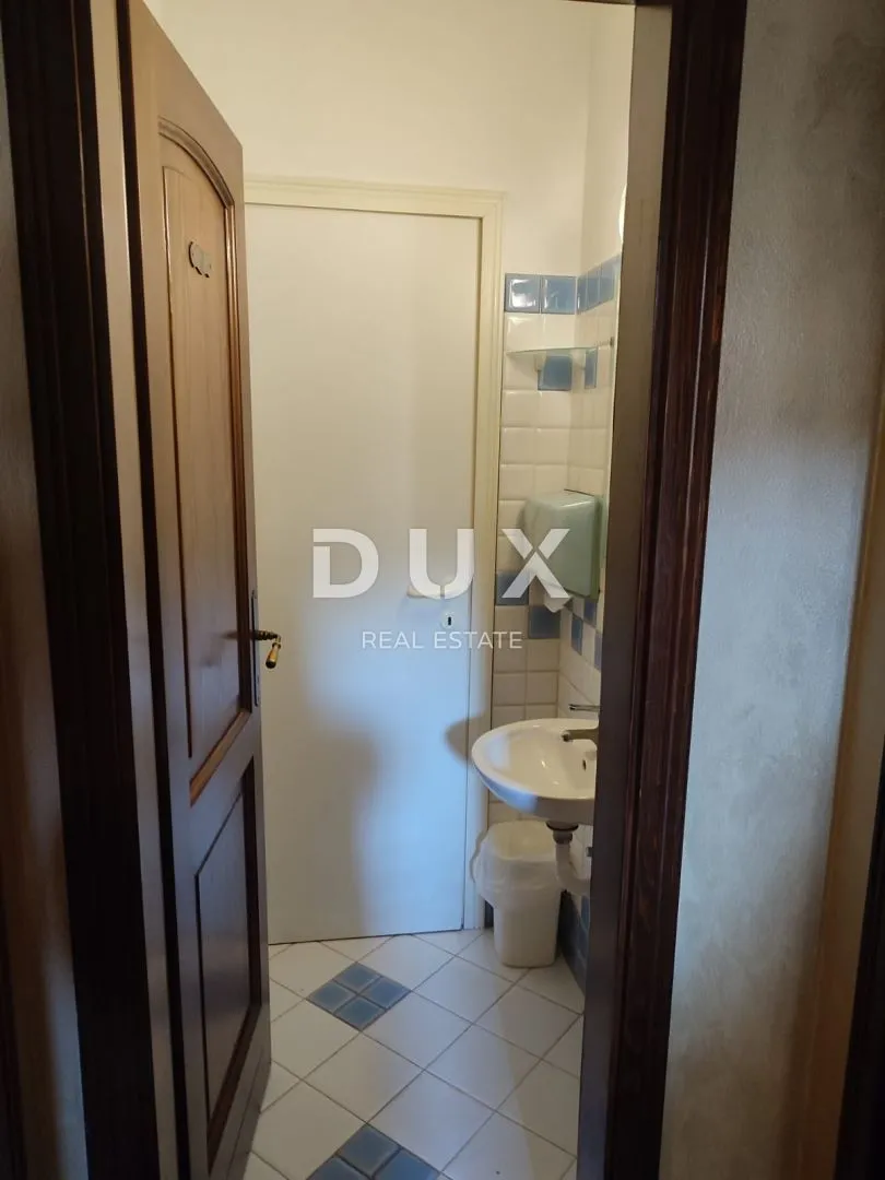 istra, rovinj - unikatna kuća drugi red do mora! - slika 32