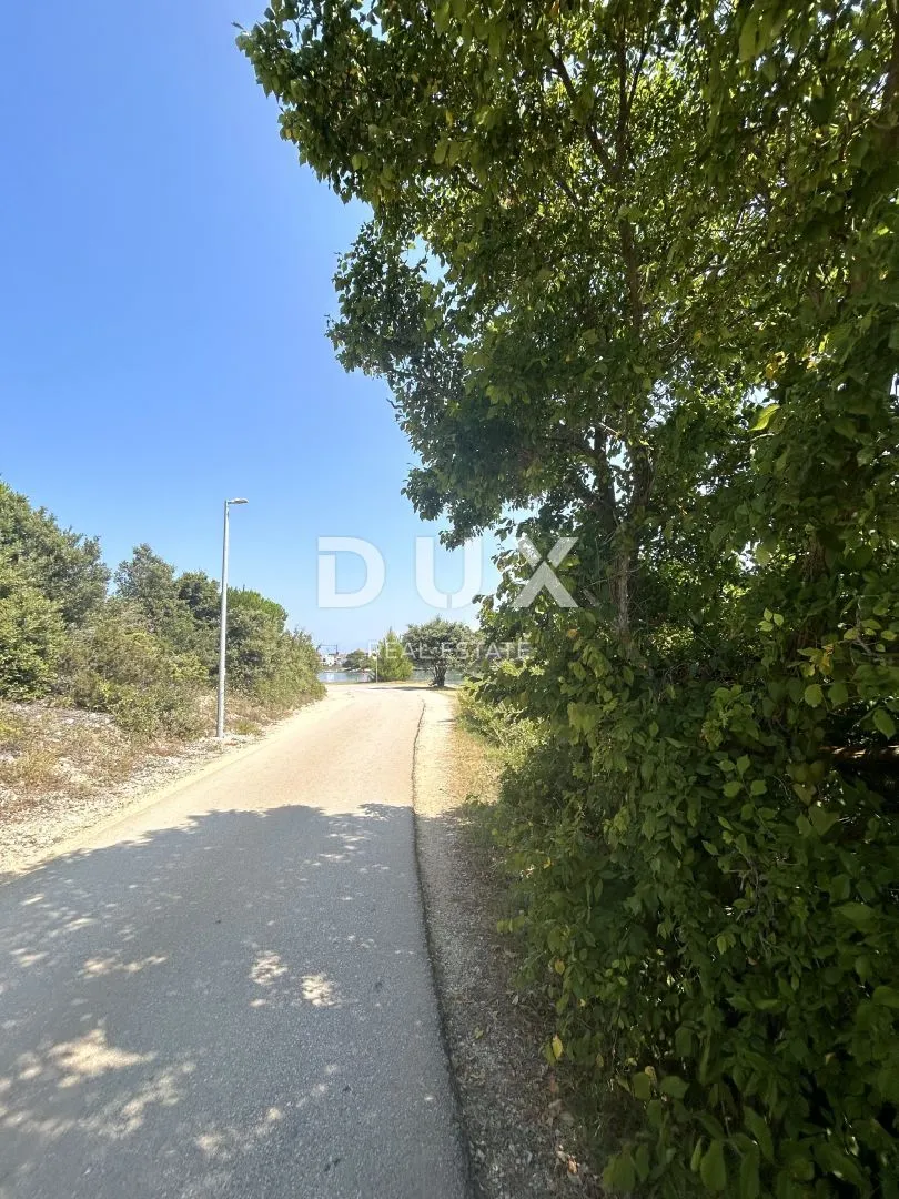zadar, zaton - građevinsko zemljište, prvi red do mora - slika 8