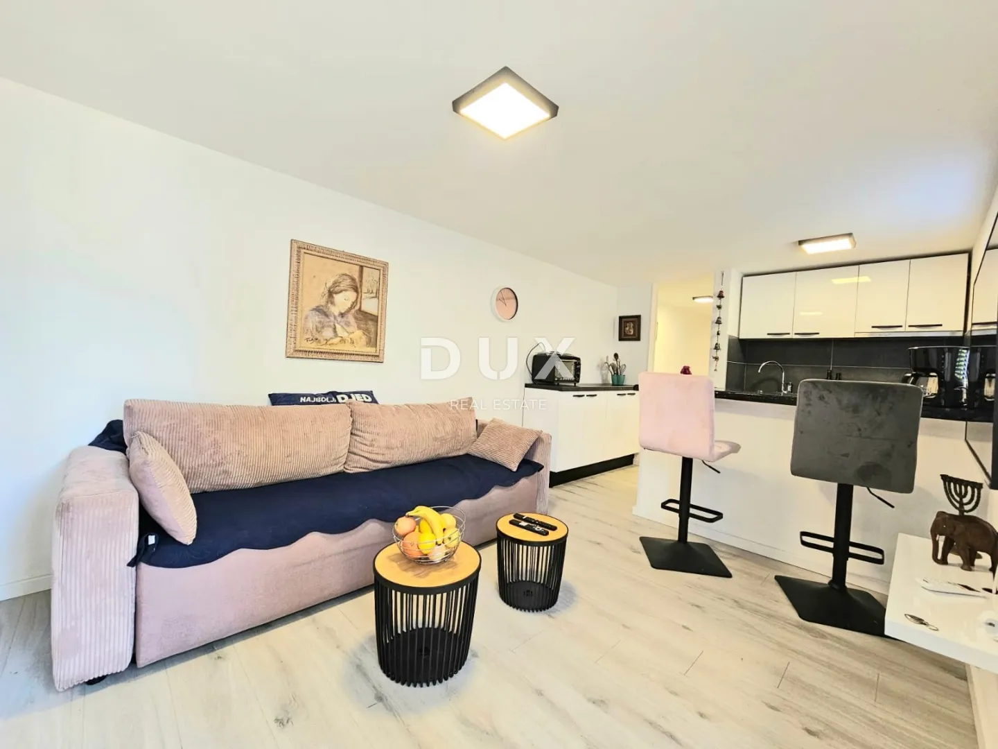 otok krk, njivice - apartman sa velikom terasom u blizini mora - slika 1