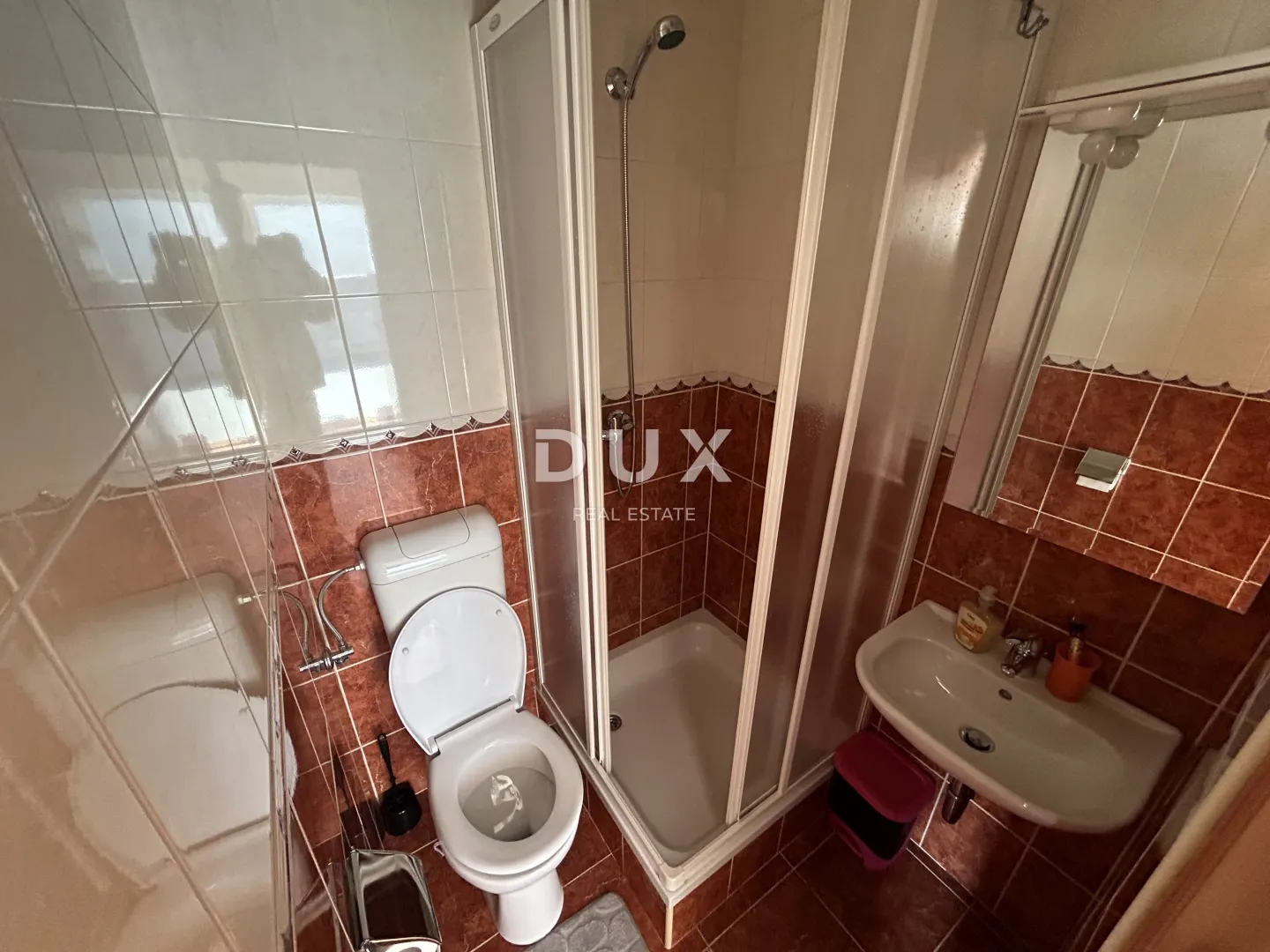 šibenik, vodice – 3 sj + mogućnost 6, parcela 920 m² - slika 9