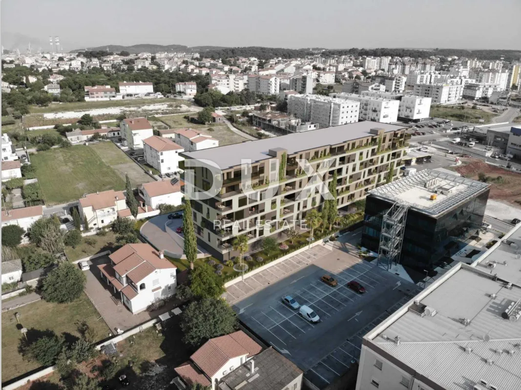 istra,pula novogradnja na frekventnoj lokaciji - slika 13