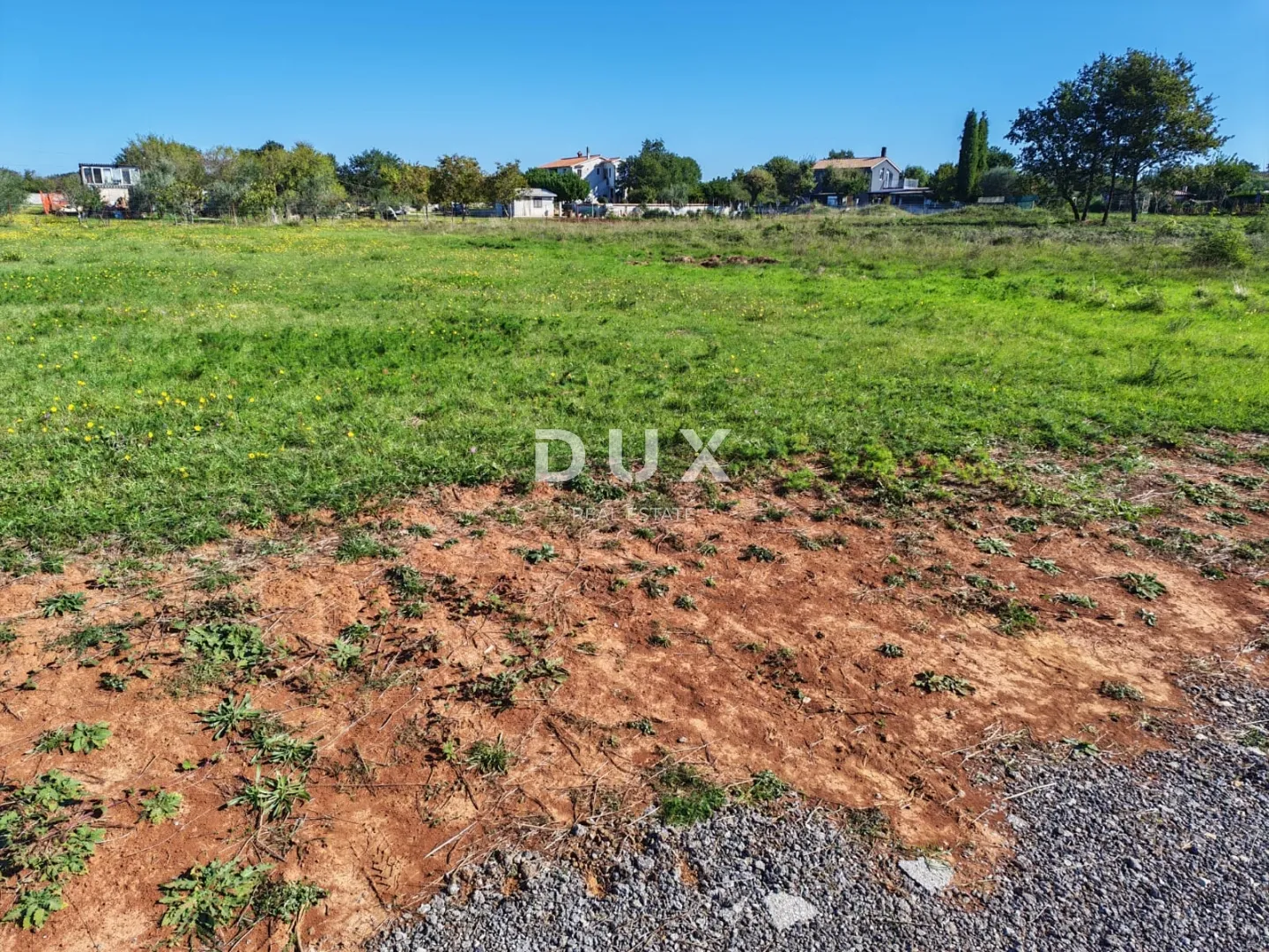 istra, loborika - građevinsko zemljište 1085 m2! - slika 3