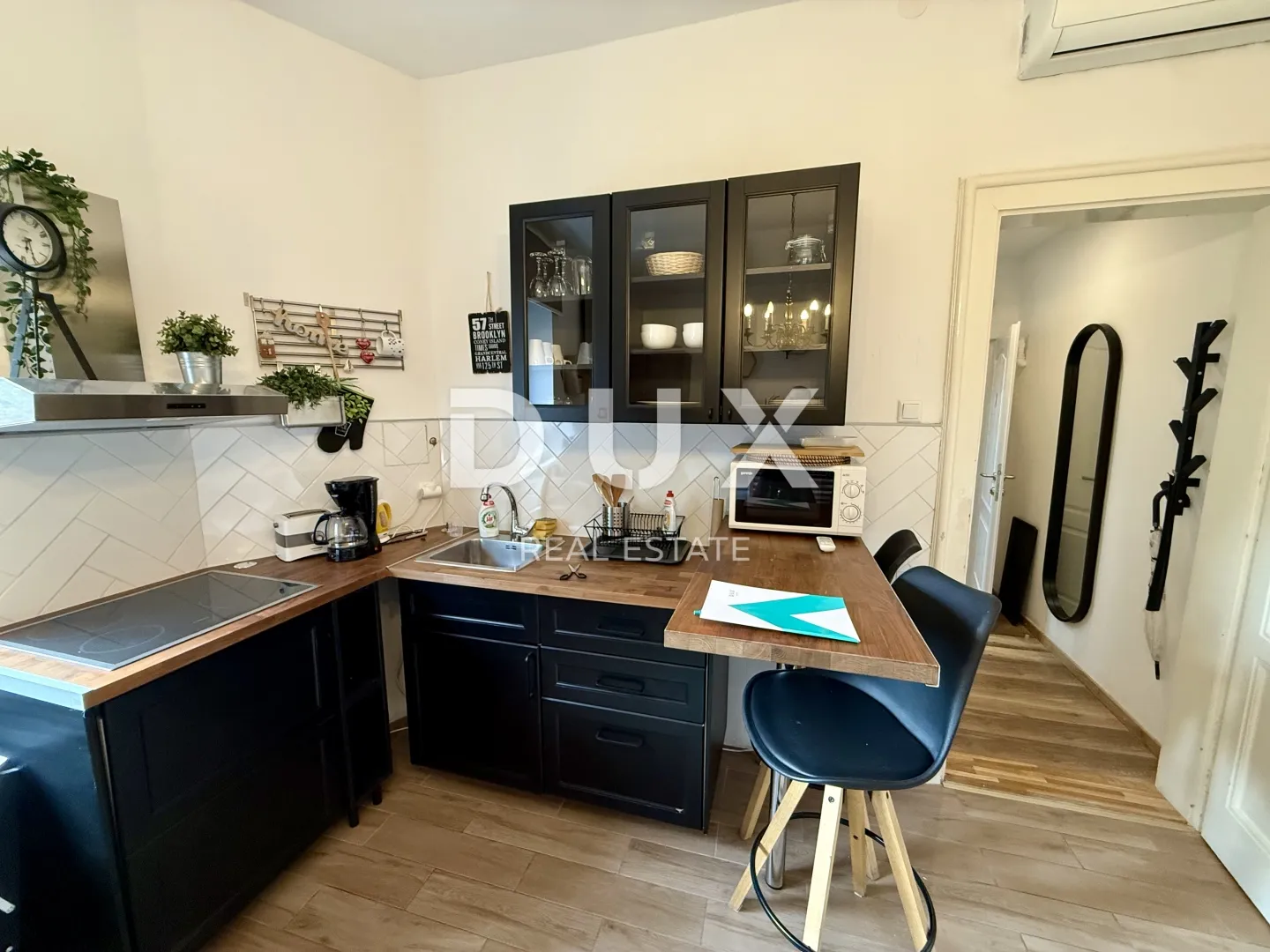 zagreb, centar - dvoetažni stan s tri apartmana i odličnim prihodima! - slika 18