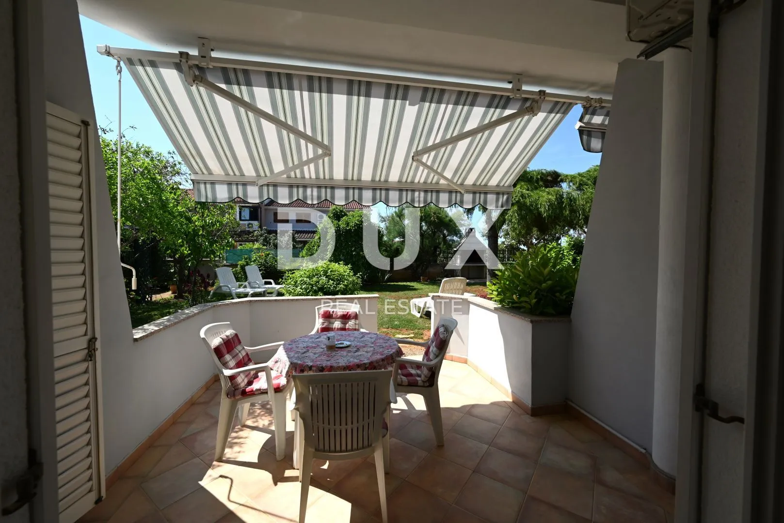 istra, pula obiteljska vila s pogledom na more! - slika 90