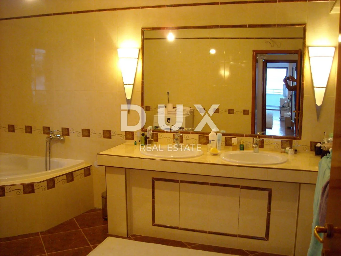 opatija, centar - samostojeća villa 605m2 s pogledom na more + okoliš 600m2 - slika 18