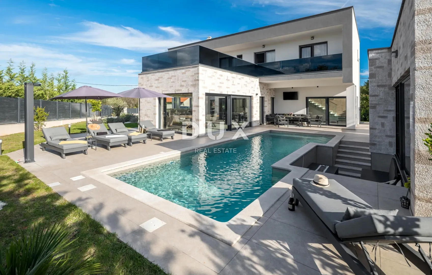 istra, labin, samostojeća kuća, 190 m², bazen, wellness - slika 2