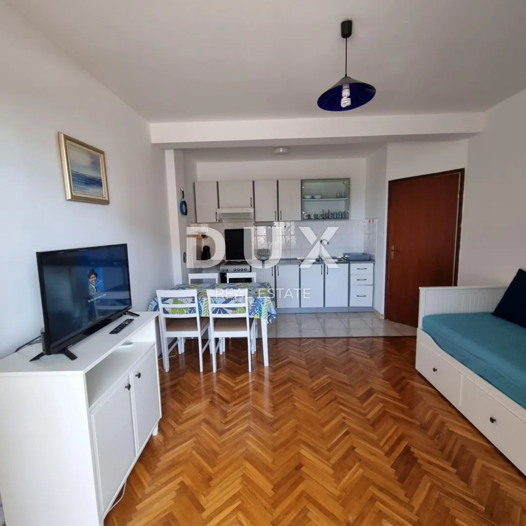 novi vinodolski - lijepi, moderan stan 170 m od mora - slika 2
