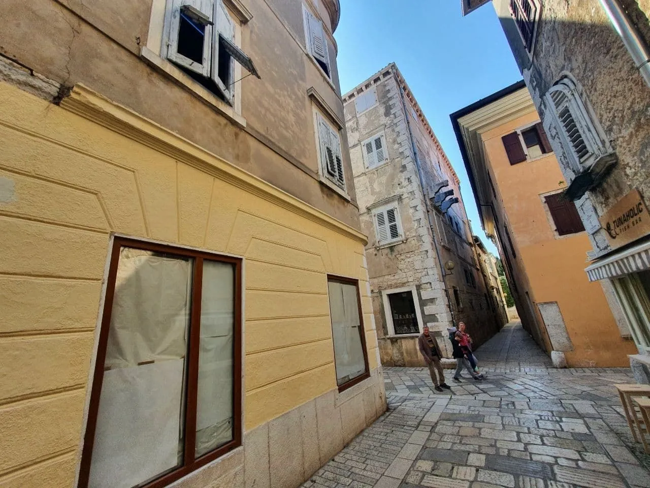 istra, poreč - prostrani stan u srcu starog grada - slika 4