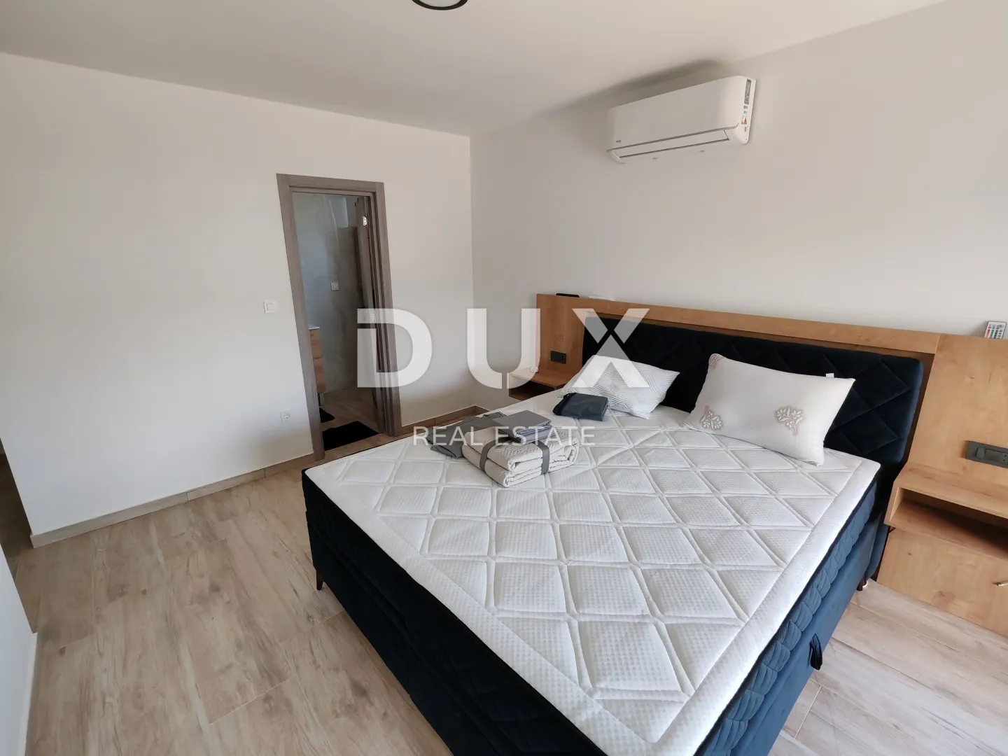 zadar, nin - kompletno namještena dvojna kuća s bazenom! novogradnja! b - slika 28
