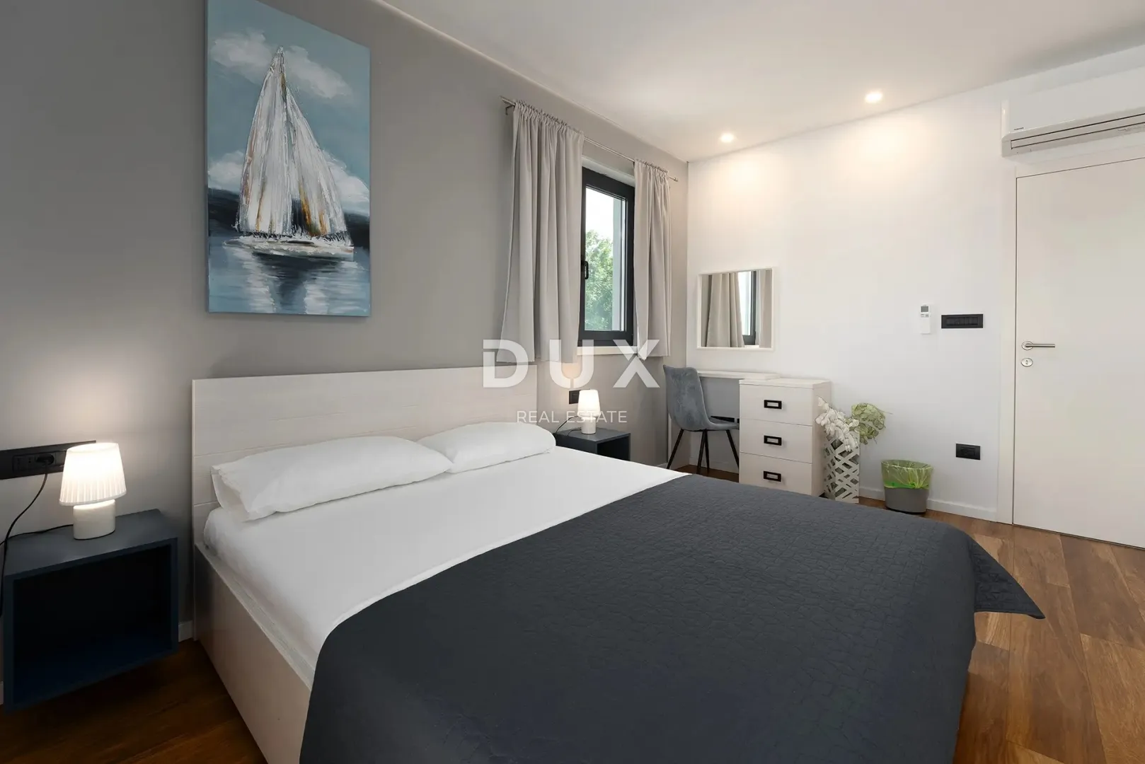 istra, poreč - moderna kuća s bazenom - slika 37