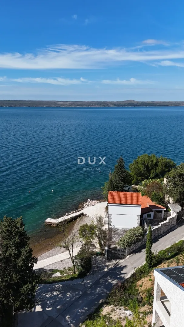 zadar, maslenica - posebna kuća u 1. redu do mora! - slika 3