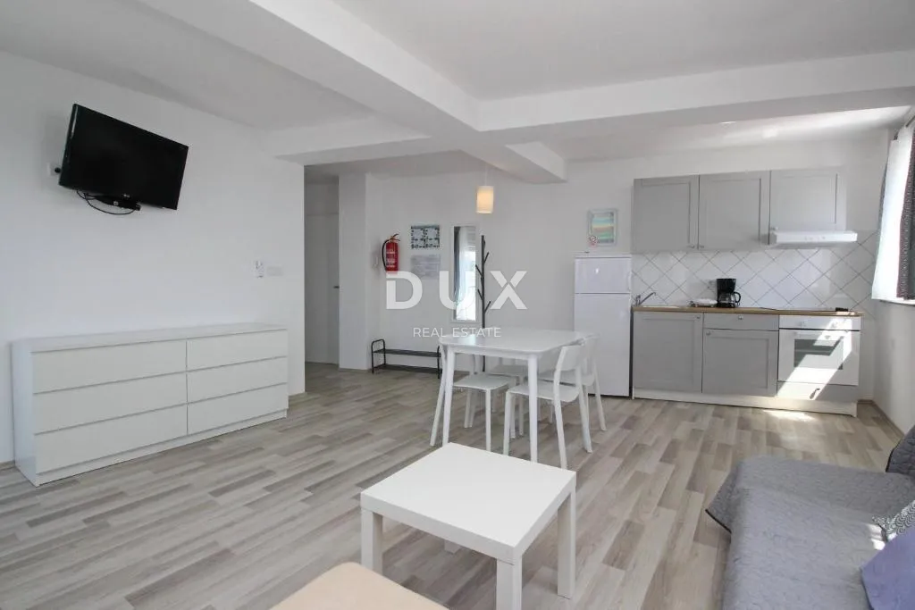 otok krk, baška - dva apartmana prvi red do mora - slika 13