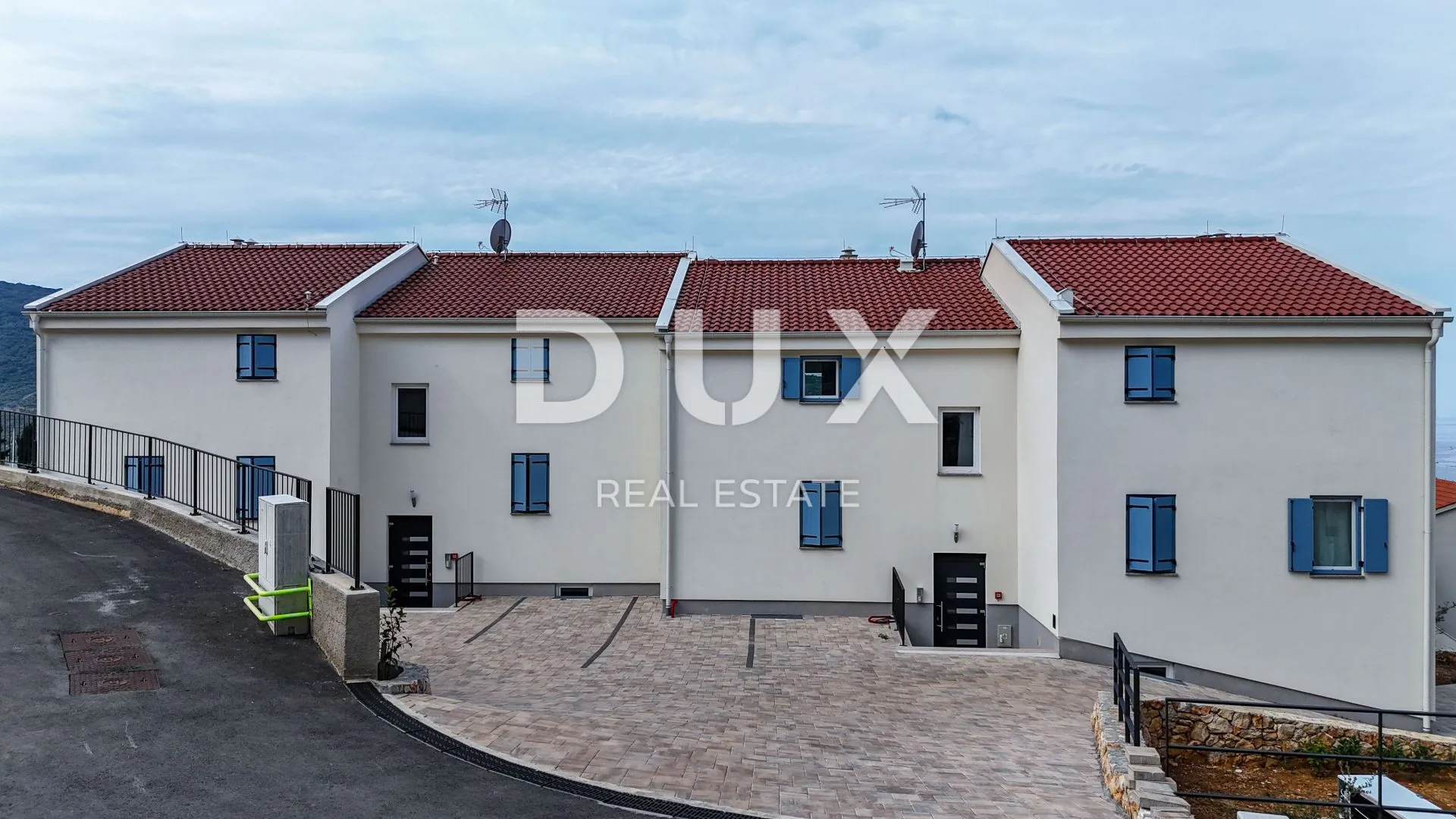 otok cres, cres - stan s vrtom, parkingom i pogledom na more - slika 15