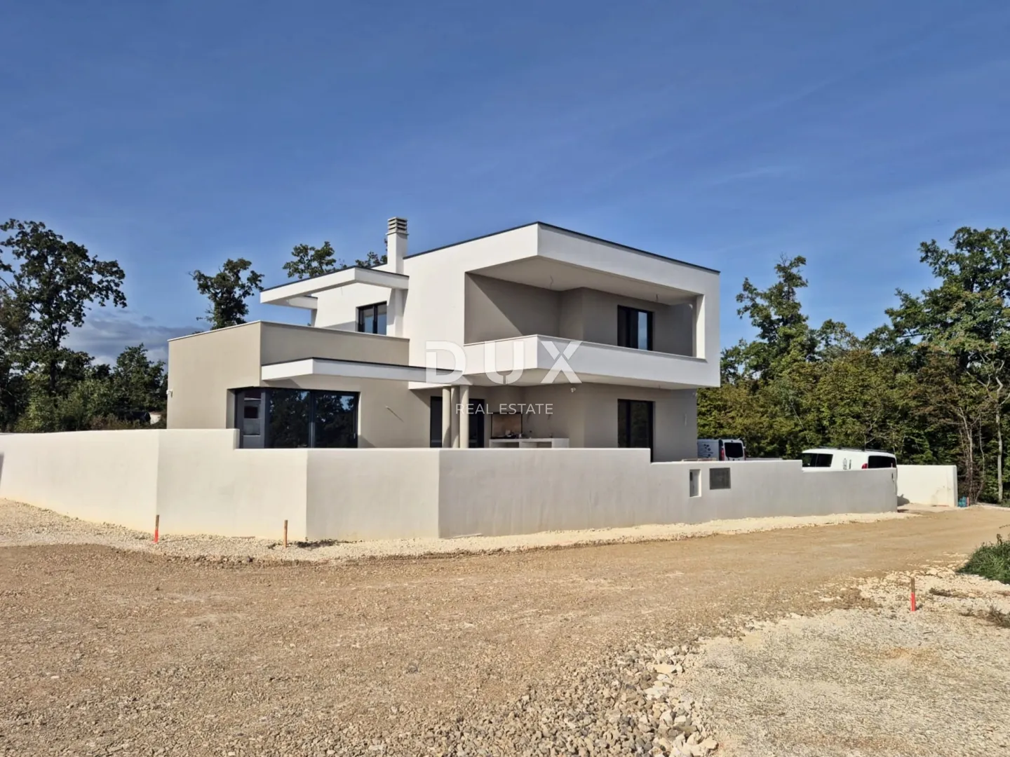istra, marčana - moderna kuća s bazenom - slika 2