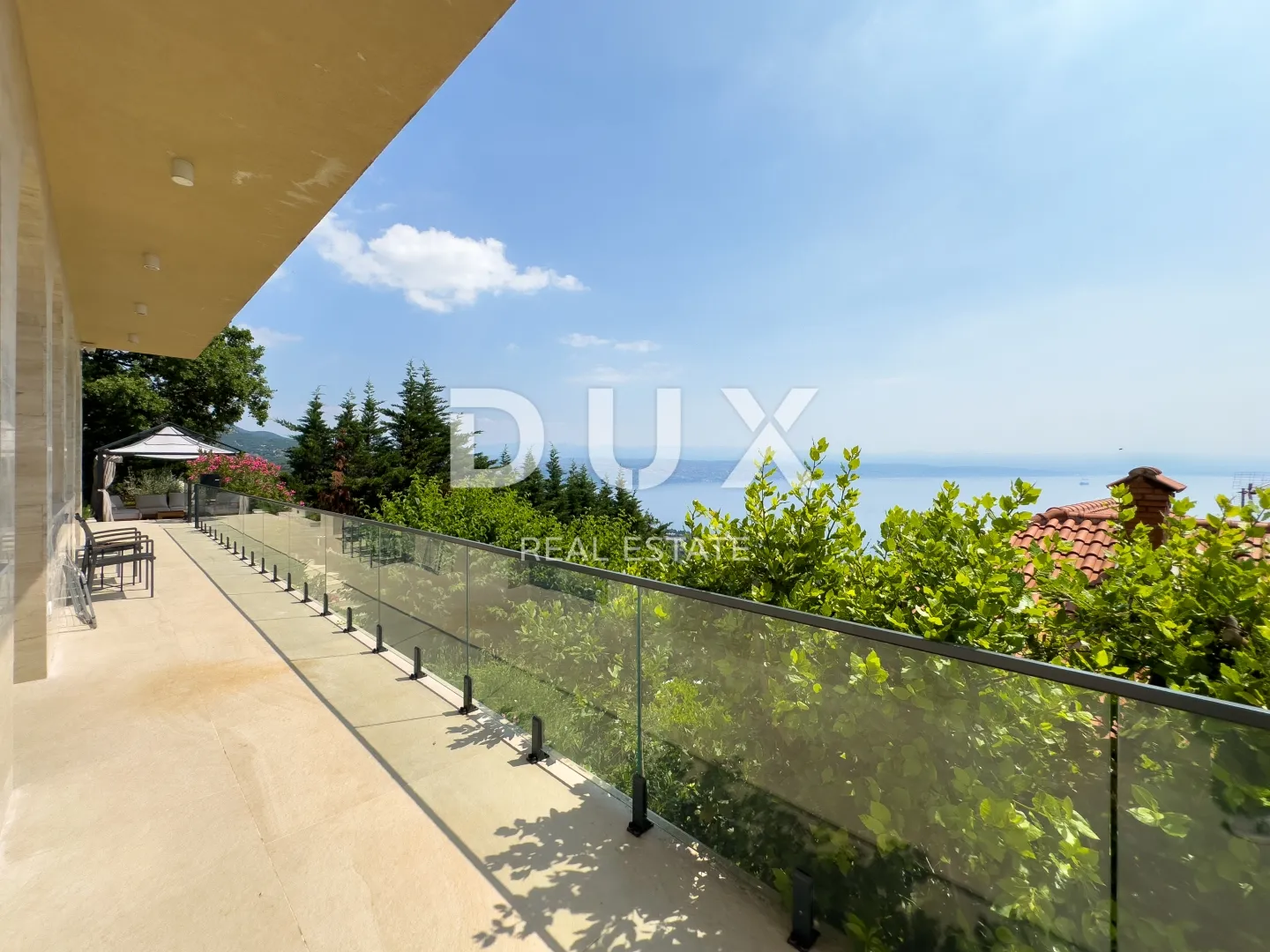 opatija, lovran - ekskluzivan stan s panoramskim pogledom i bazenom - slika 21