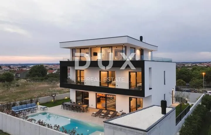 istra, pula - moderna vila s bazenom i pogledom na more - slika 2