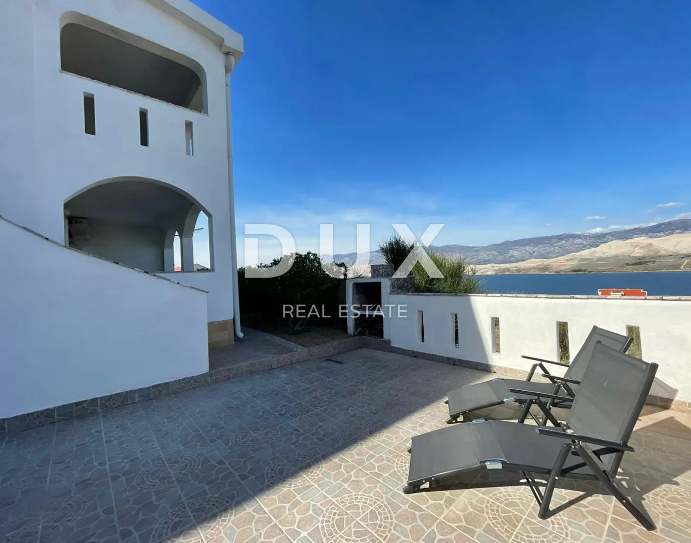 otok pag - dvojna kuća - slika 3
