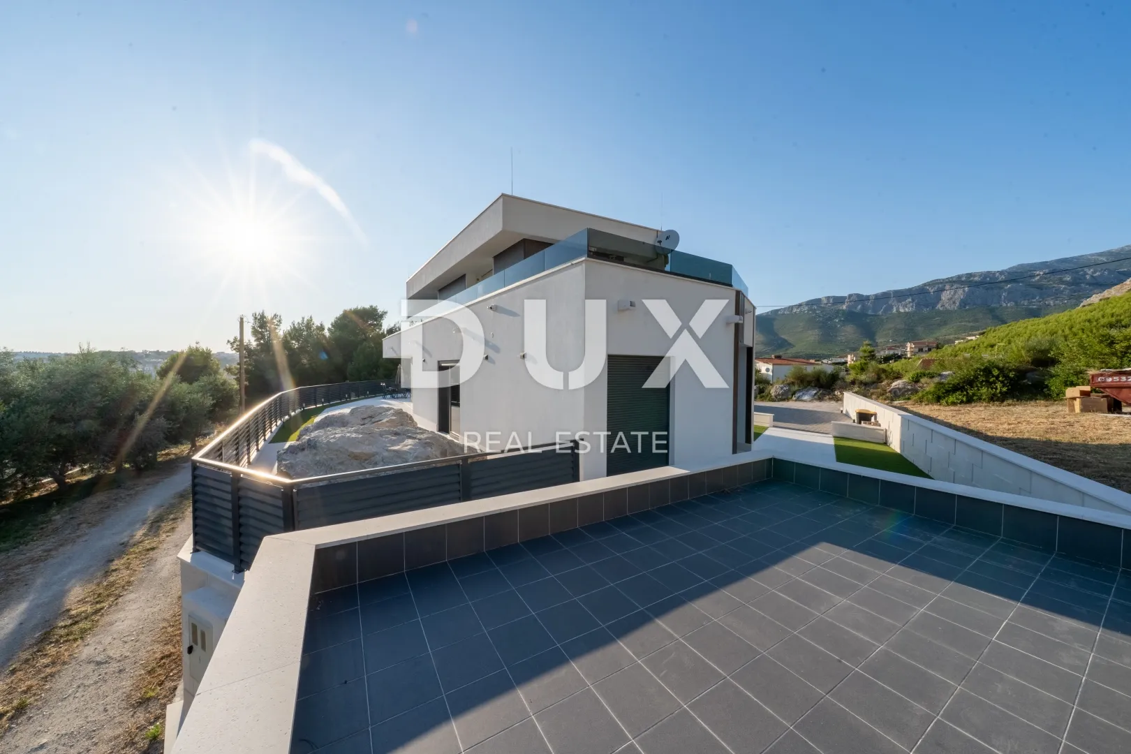 split, podstrana - luksuzna vila s prekrasnim pogledom - slika 44