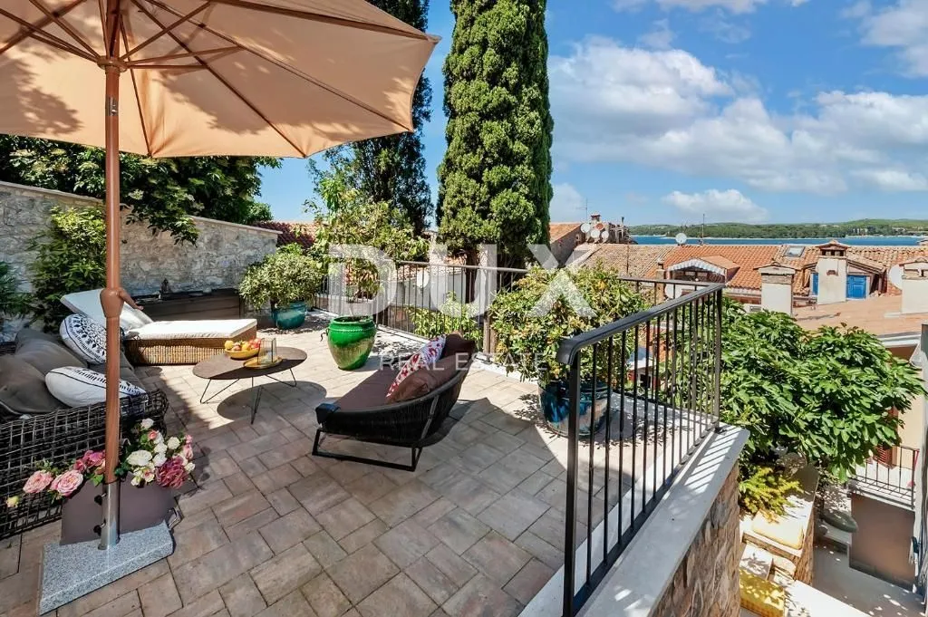 istra rovinj luksuzna vila u starom gradu - slika 11