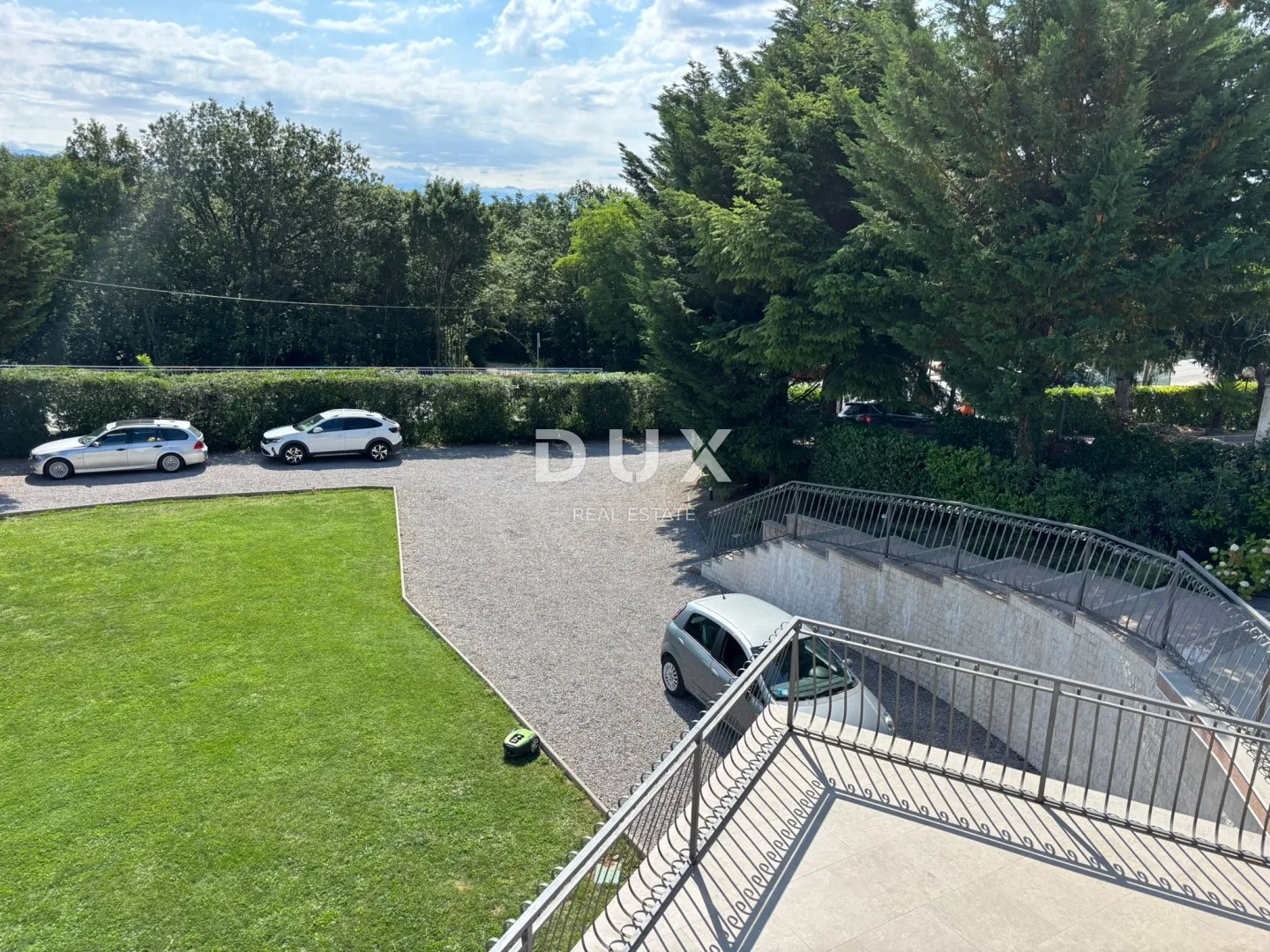opatija, matulji - obiteljska vila s dva stana , garažom i bazenom! - slika 93