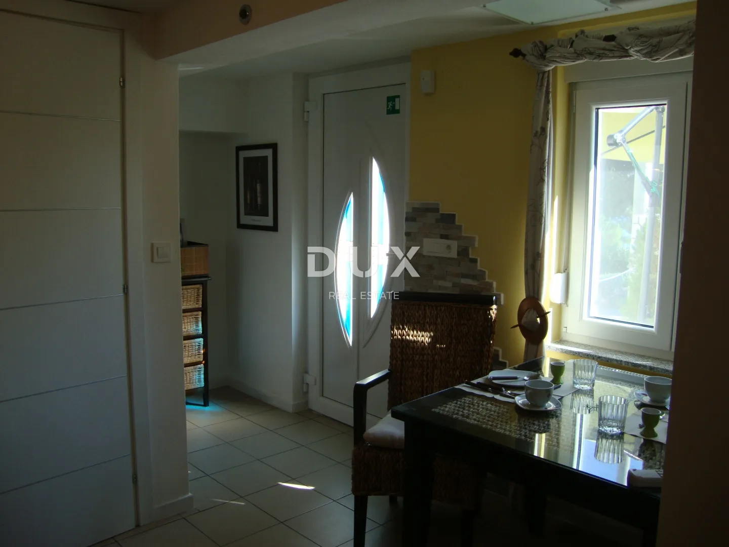novi vinodolski – elegantna kuća 191 m2, 40 m udaljena od mora - slika 42