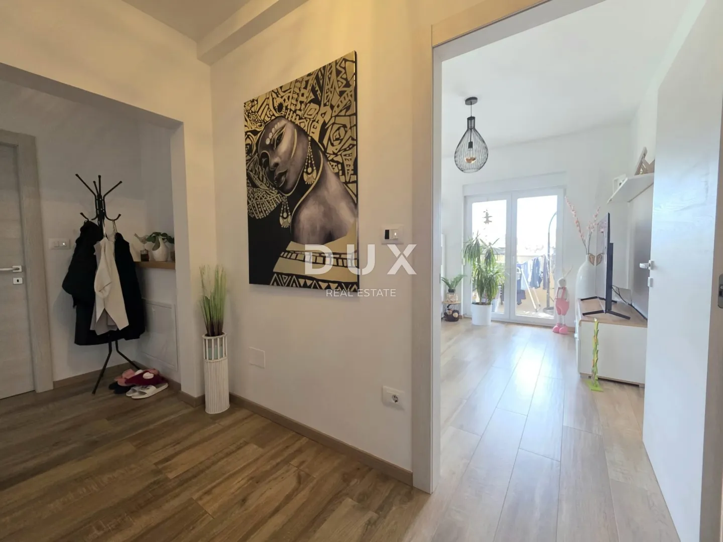 pula, nova veruda, 5-sobni stan, 209.93 m2 - slika 12