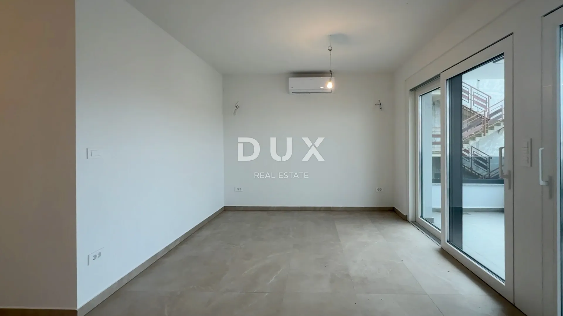 crikvenica, dramalj, dvoetažni apartman, 152 m2, novogradnja, bazen, 300 metara od mora - slika 9