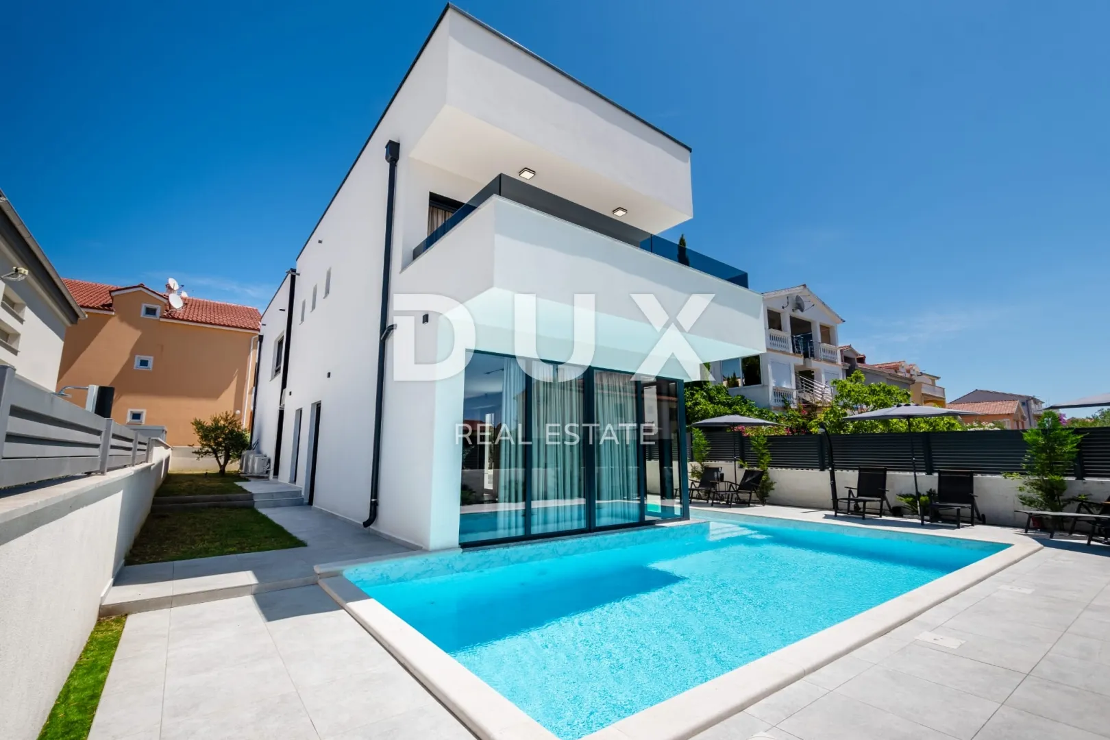 zadar, vrsi - luksuzna vila s pogledom na more - slika 36