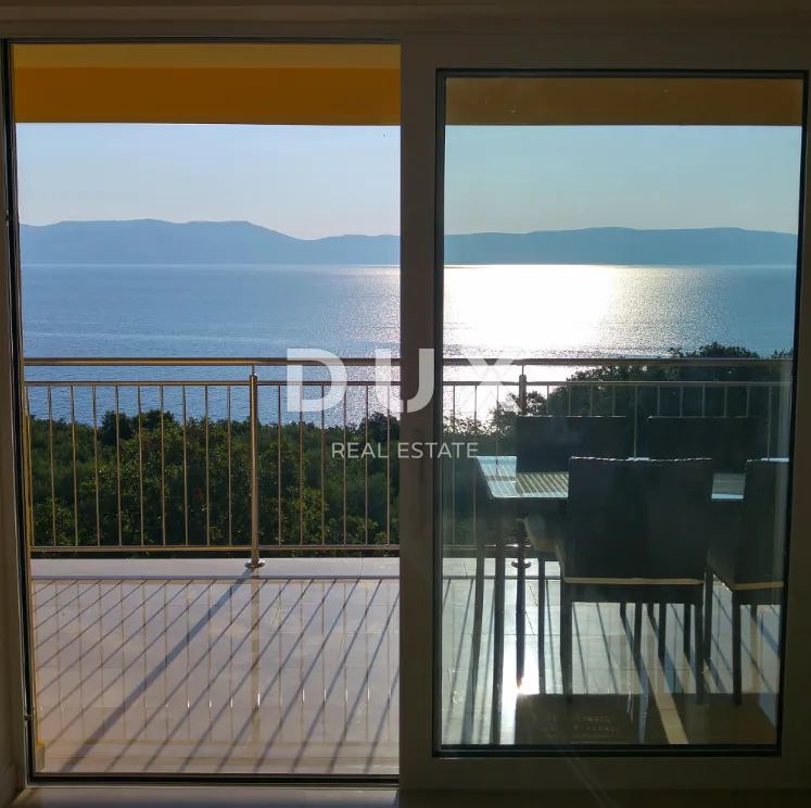 istra, rabac - apartmanska kuća s pogledom na more - slika 26