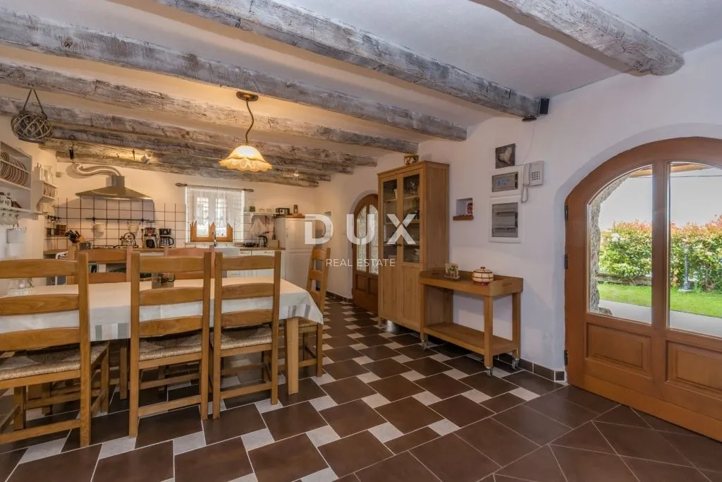 opatija, poljane - dvije kuće, 223m2 i okućnica s bazenom - slika 17