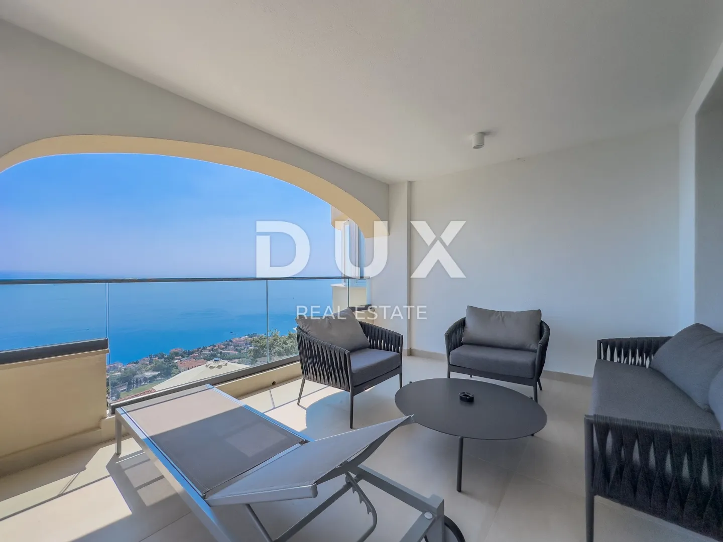 opatija, lovran - ekskluzivan stan s panoramskim pogledom i bazenom - slika 2