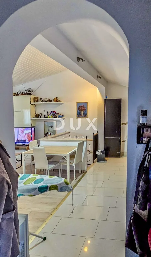 mali lošinj, centar - stan sa dvorištem na samo 500m od mora i glavnog trga - slika 4