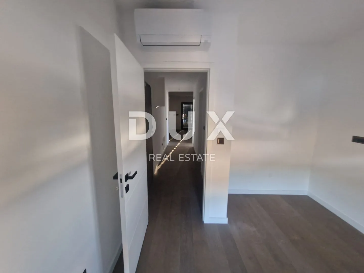 zadar, sv.filip i jakov - penthouse sa garažom i liftom - slika 22