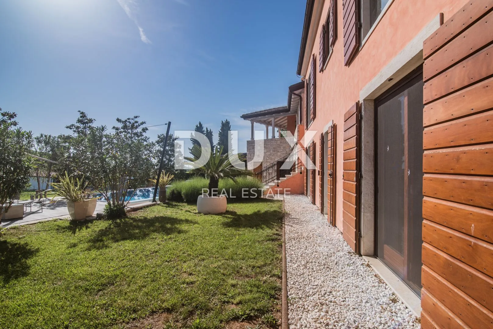 istra, rovinj - prostrana vila s velikim građevinskim zemljištem - slika 42