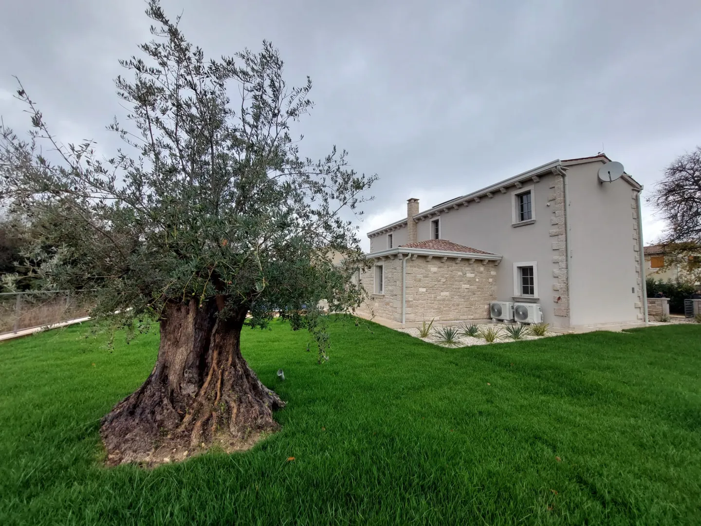 istra, barban - visokokvalitetna kamena vila s bazenom - slika 24