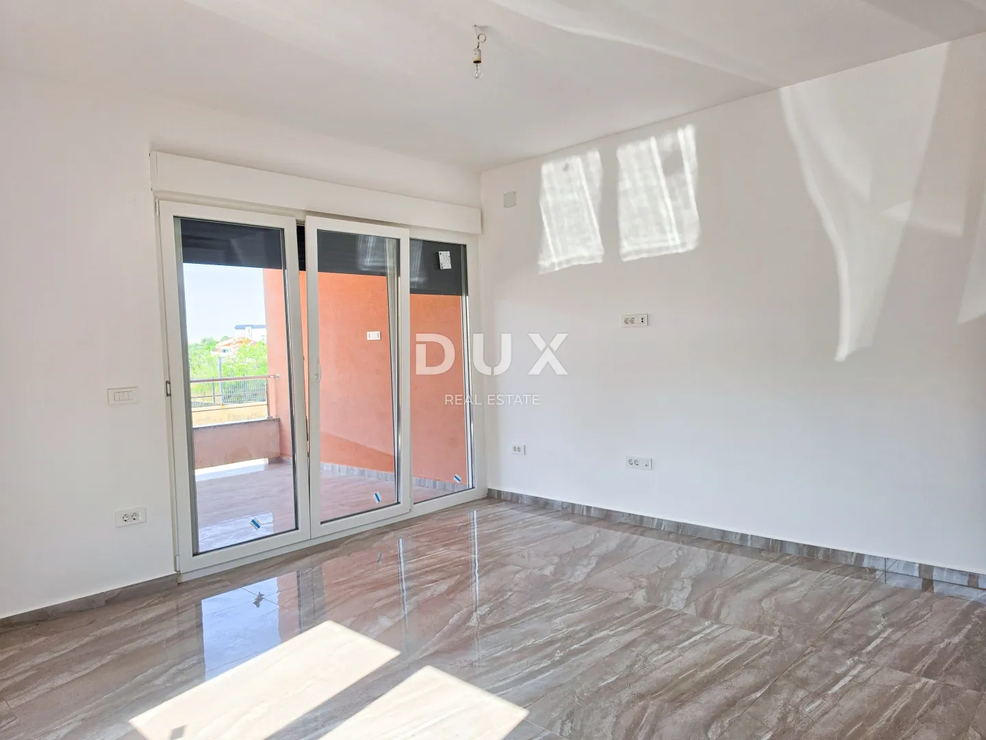 otok rab, banjol - prilika! stan u prizemlju, 1s+db + parking + 250m od mora - slika 6