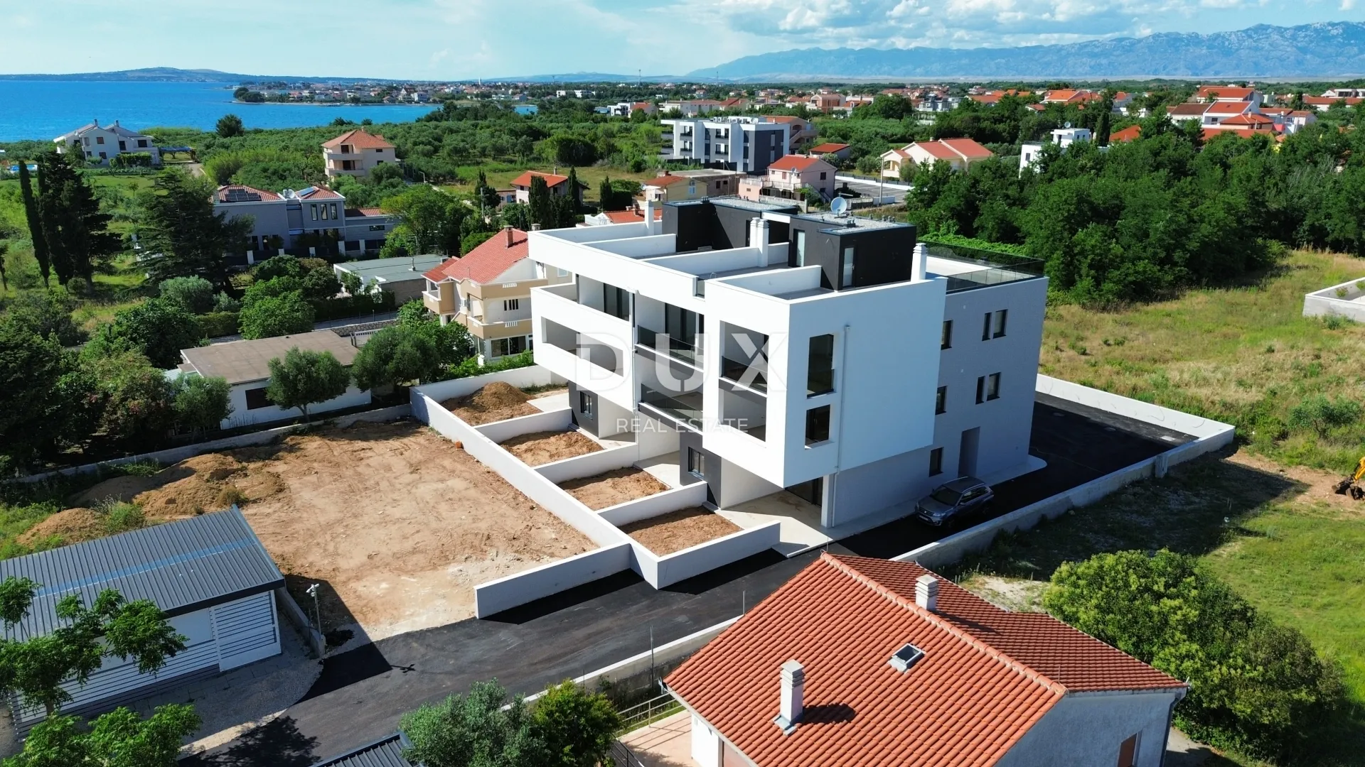 zadar, privlaka - luksuzan stan 120 metara od mora s očaravajućim pogledom na more! s5 - slika 7